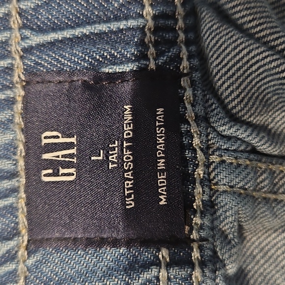 GAP Women's Mid Rise Ultrasoft Easy Horseshoe Jeans - Picture 2 of 3